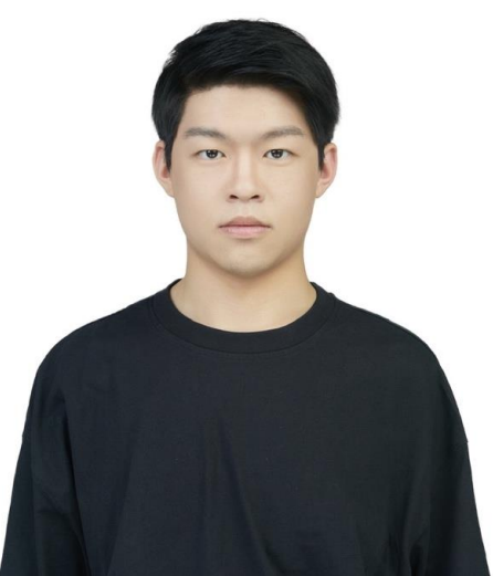 Boge Ling wears a black shirt