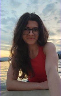 Kiana Pashaoskooie sitting by the water